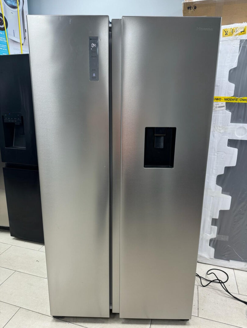 Frigo Américain avec distributeur d’eau