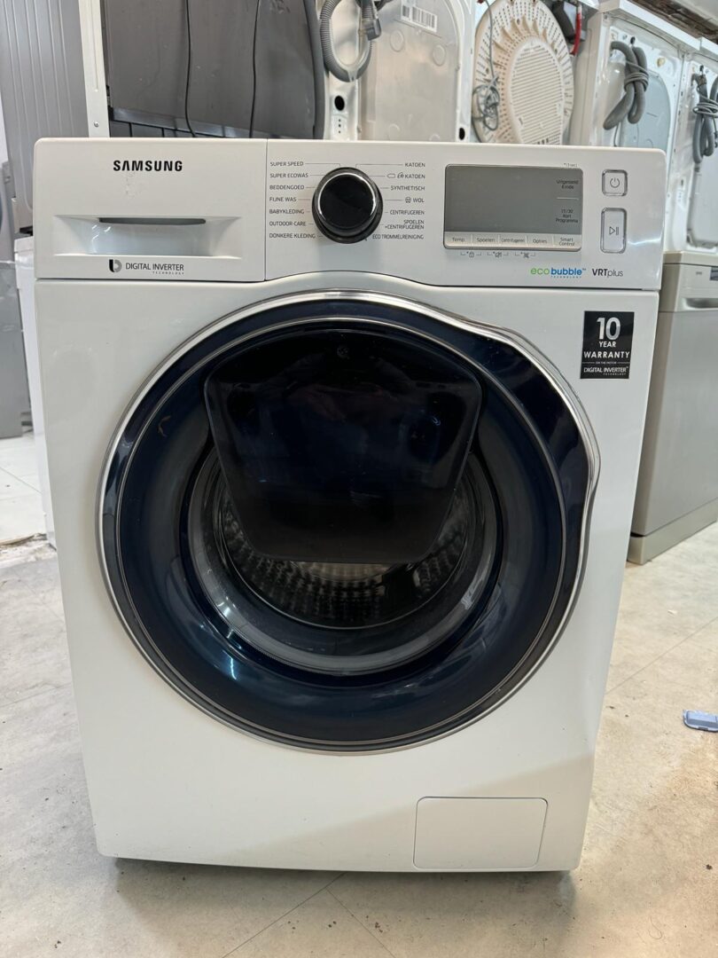 Lave-linge Samsung AddWash Lave-linge 9kg WW90K6605QW