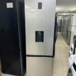 SAMSUNG Réfrigérateur Combiné Inox 386L, 35dB, Froid Ventilé Intégral, Distributeur d'Eau - Rb38t650esa